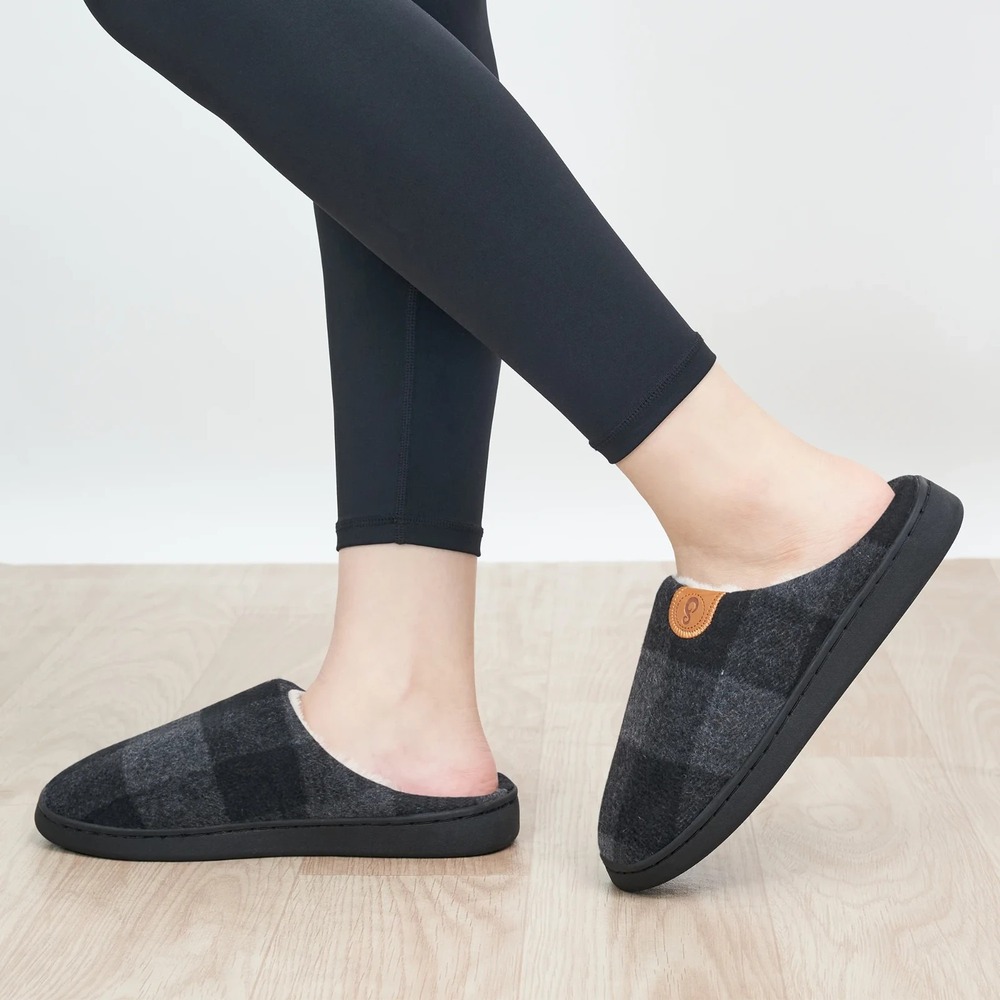 Ecetana Women's Warm Memory Foam Fuzzy Slippers with Non-Slip Sole Size‎ 7 - Picture 3 of 5